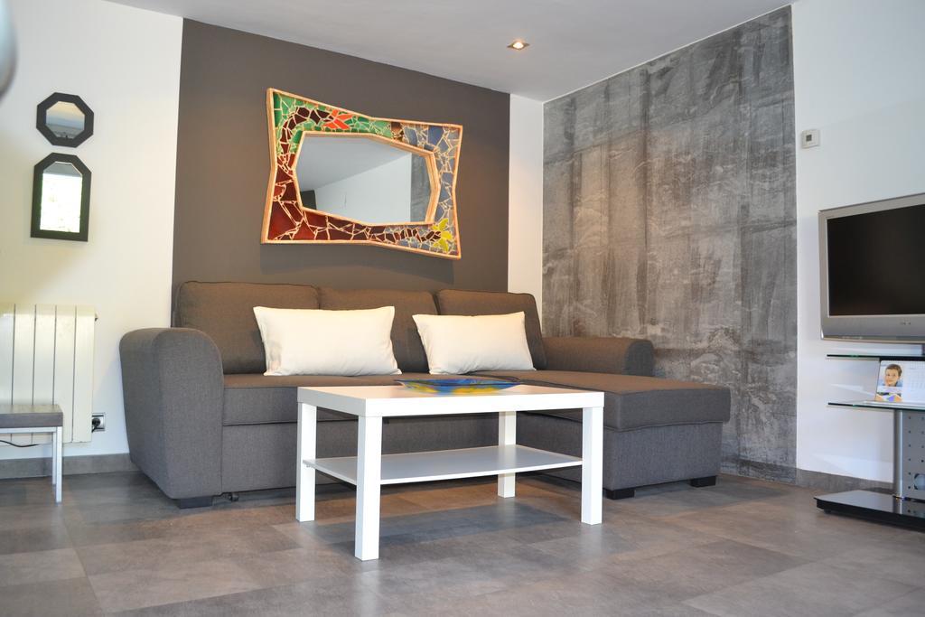 Apartamentos Puerta De Gijón Kültér fotó