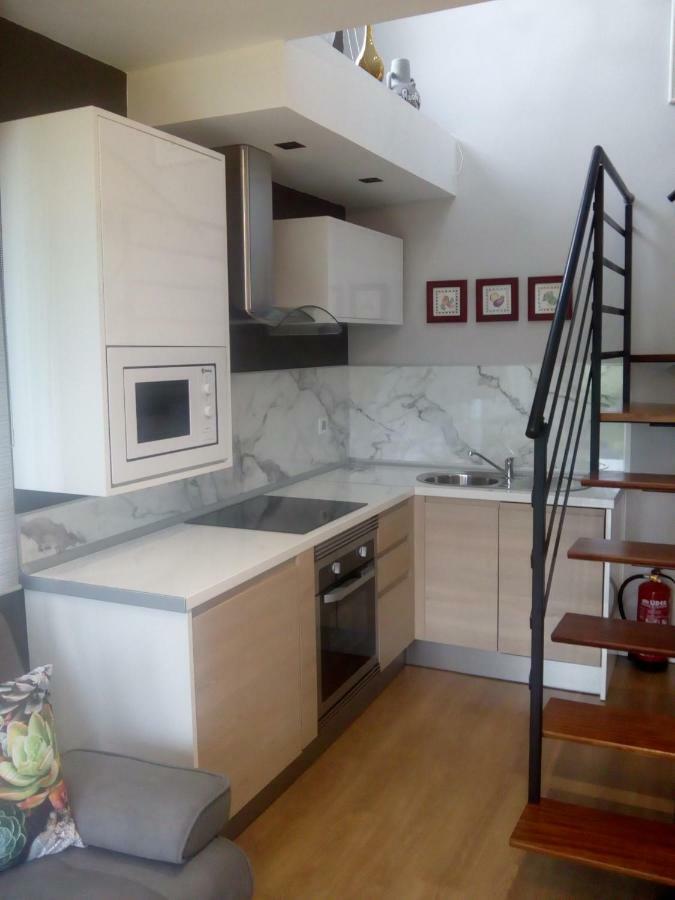 Apartamentos Puerta De Gijón Kültér fotó
