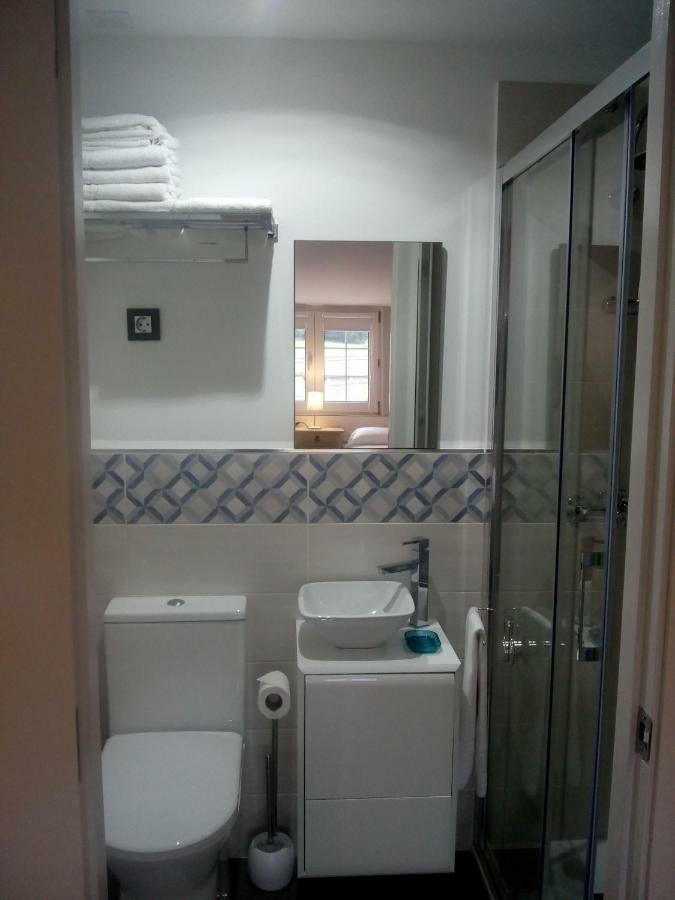 Apartamentos Puerta De Gijón Kültér fotó