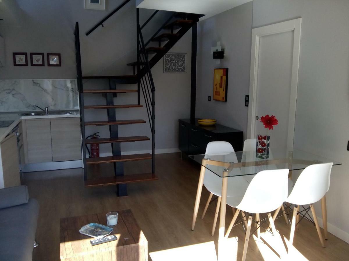 Apartamentos Puerta De Gijón Kültér fotó