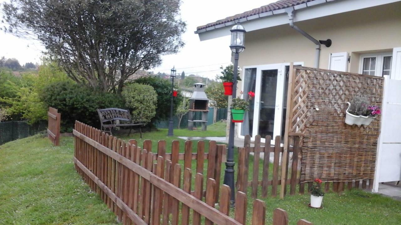 Apartamentos Puerta De Gijón Kültér fotó